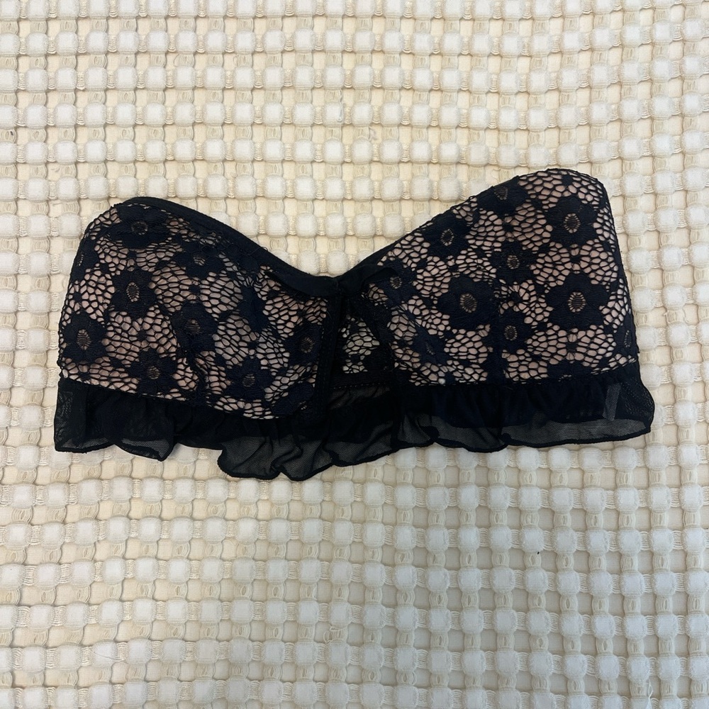 Charlotte Russe Black Floral Lace Bandeau